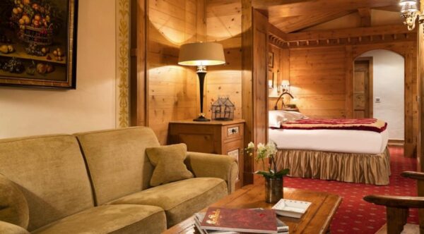 Les Airelles Palace Suite